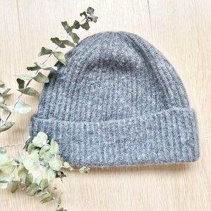 H&M Women's Ribbed Hat in Grey Knit Toque Beanie